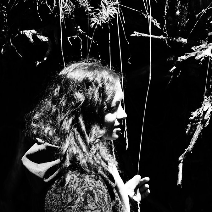 pika-golub-text-rahmen-haunting-thoughts-web pika-golub-text-rahmen-haunting-thoughts-web